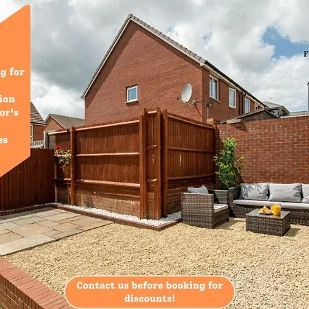 Large 3bed-parking & Garden-by Fabaccommodation Nyaraló Bristol